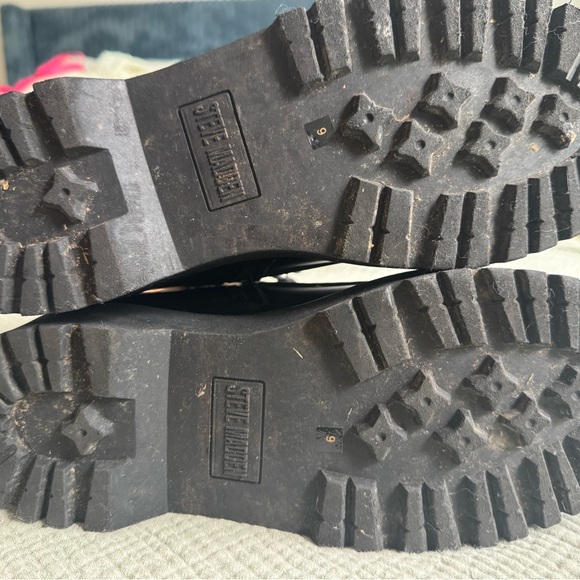 Steve Madden Bettyy Black Combat Boots Size 9 Womens - Picture 5 of 5